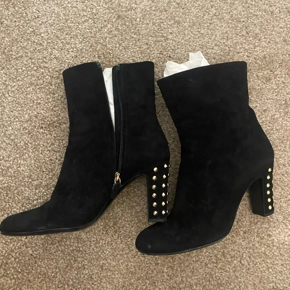 Gucci Black Suede Booties with Gold Studs, size 7.5 - Picture 5 of 9